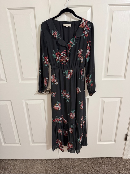 LOFT Dresses & Skirts - LOFT Petite SP Black Floral Ruffle Maxi Dress Long Sleeve Romantic Boho
